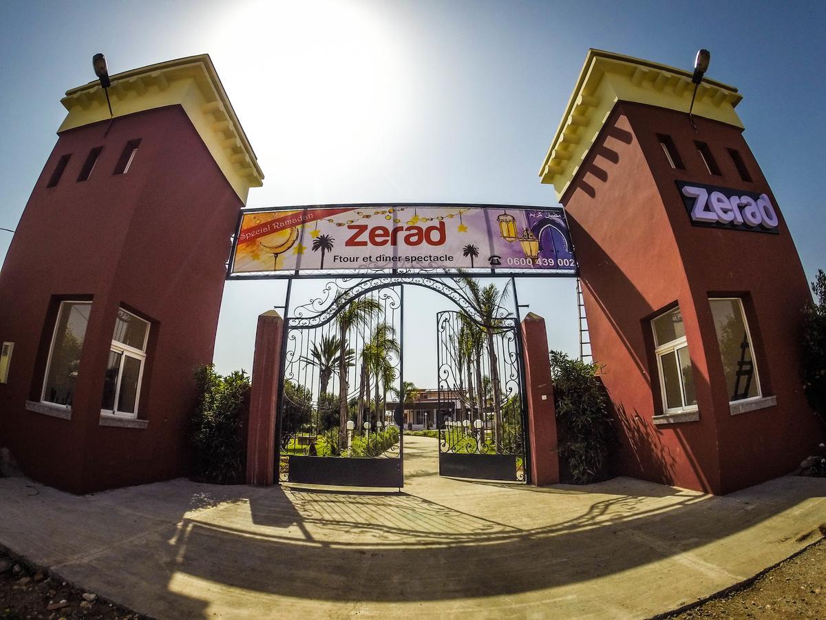 Отель Zerad Эль-Джадида Экстерьер фото